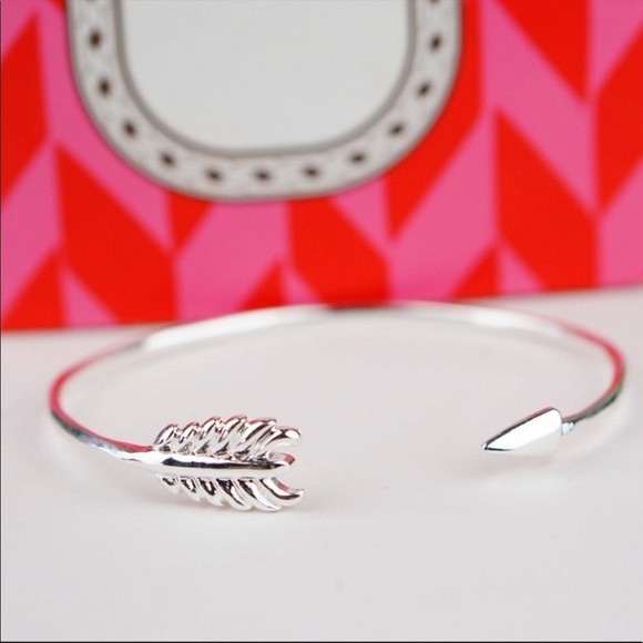 Stella & Dot Gilded Arrow Bracelet - Picture 3 of 7